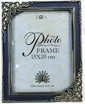 Фото товара Рамка для фото 15*20 см, пластмассовая с золотистым узором