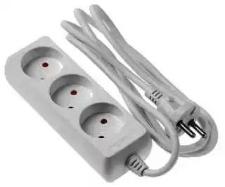 Фото товара Сетевой удлинитель Grunhelm WO3W3M 220 вольт на 3 розетки, длина кабеля 3м