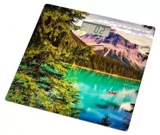 Фото товара Весы напольные Grunhelm BES-MOU, стеклянные с красивым изображением гор и озера, электронные с большими и четкими цифрами, вес от 0 до 180 кг