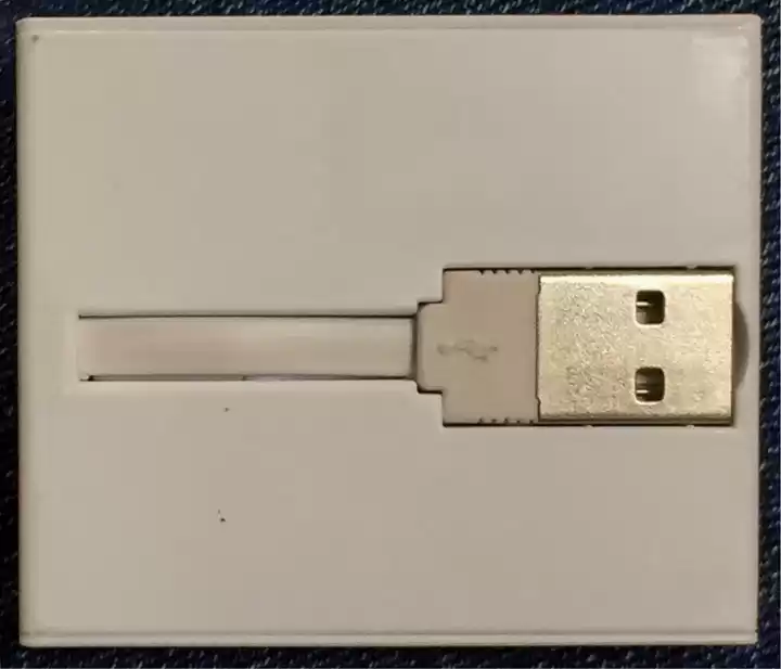 Картрідер USB CR-04 SD, SD Extreme, MMC, SD-Ultrall, HS-MMC, SD-mini, T-Flash, тонкий білого кольору - зображення 4